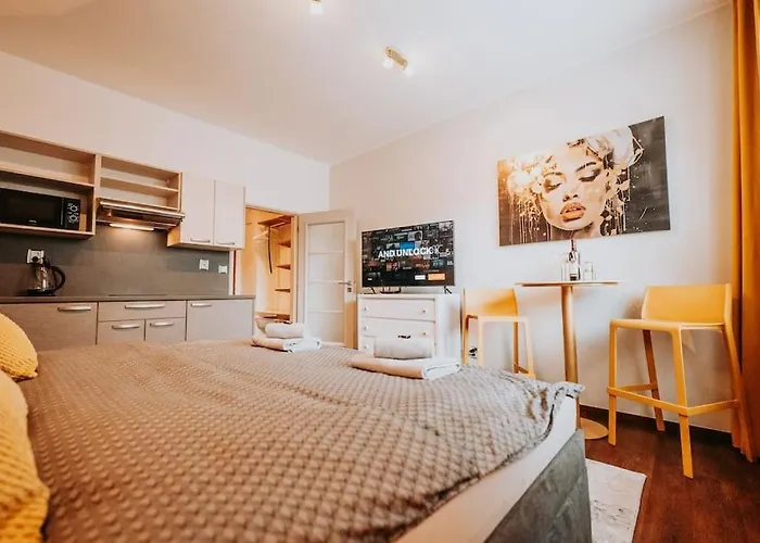 Design Studio, 400m From The Square Apartamento *