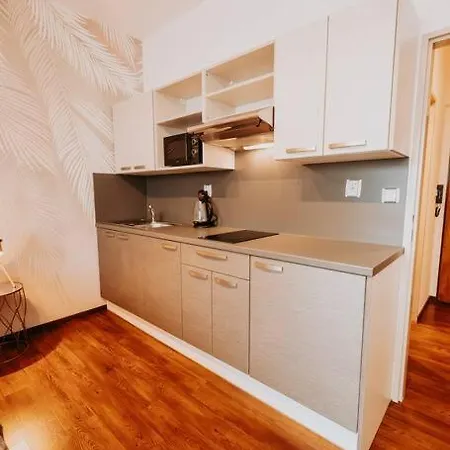 Design Studio, 400m From The Square Apartmán